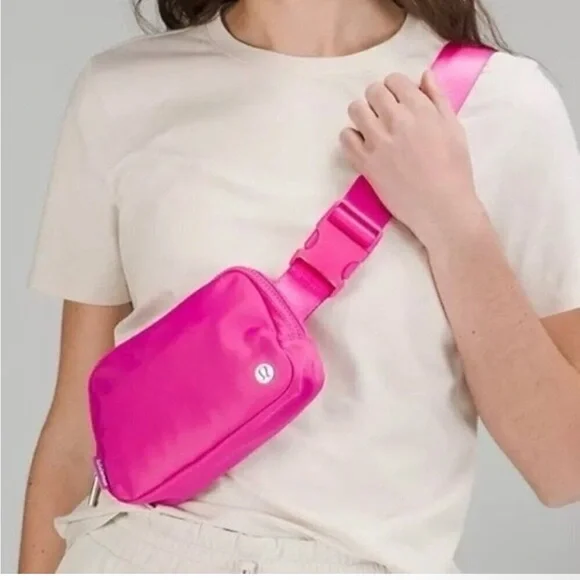 lululemon athletica Hot Pink Everywhere Belt Bag - Picture 5 of 11